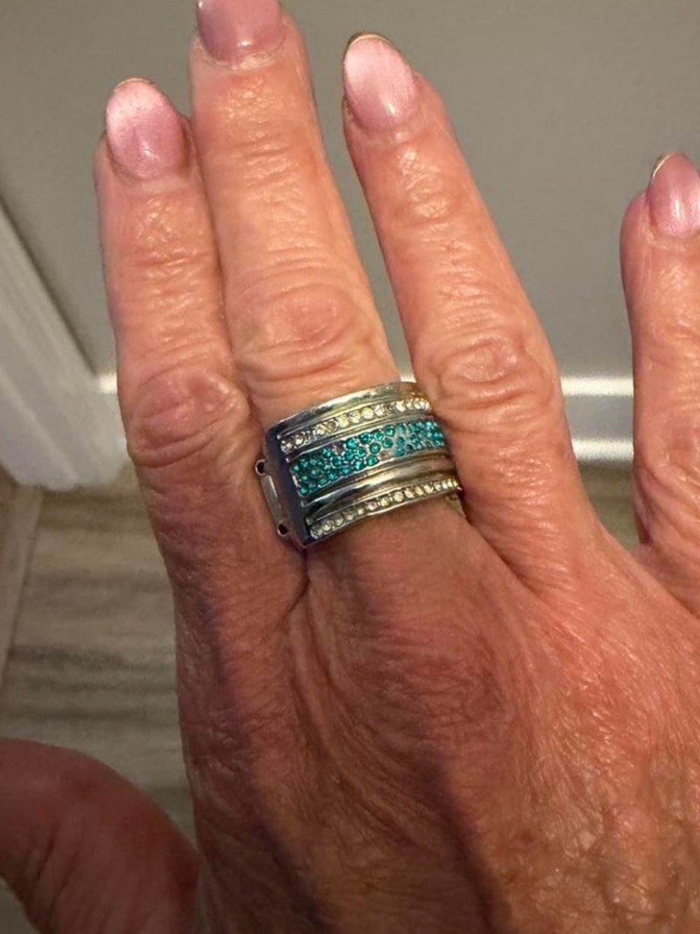 Source Unknown Silver-Tone Ring with Teal Crystal Band